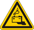 Warnschild "Warnung vor Gefahren durch Batterien" – ISO 7010 W 026